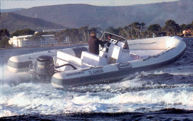 Bateau en location pour un EVJF ou un EVG Carqueiranne dans le Var