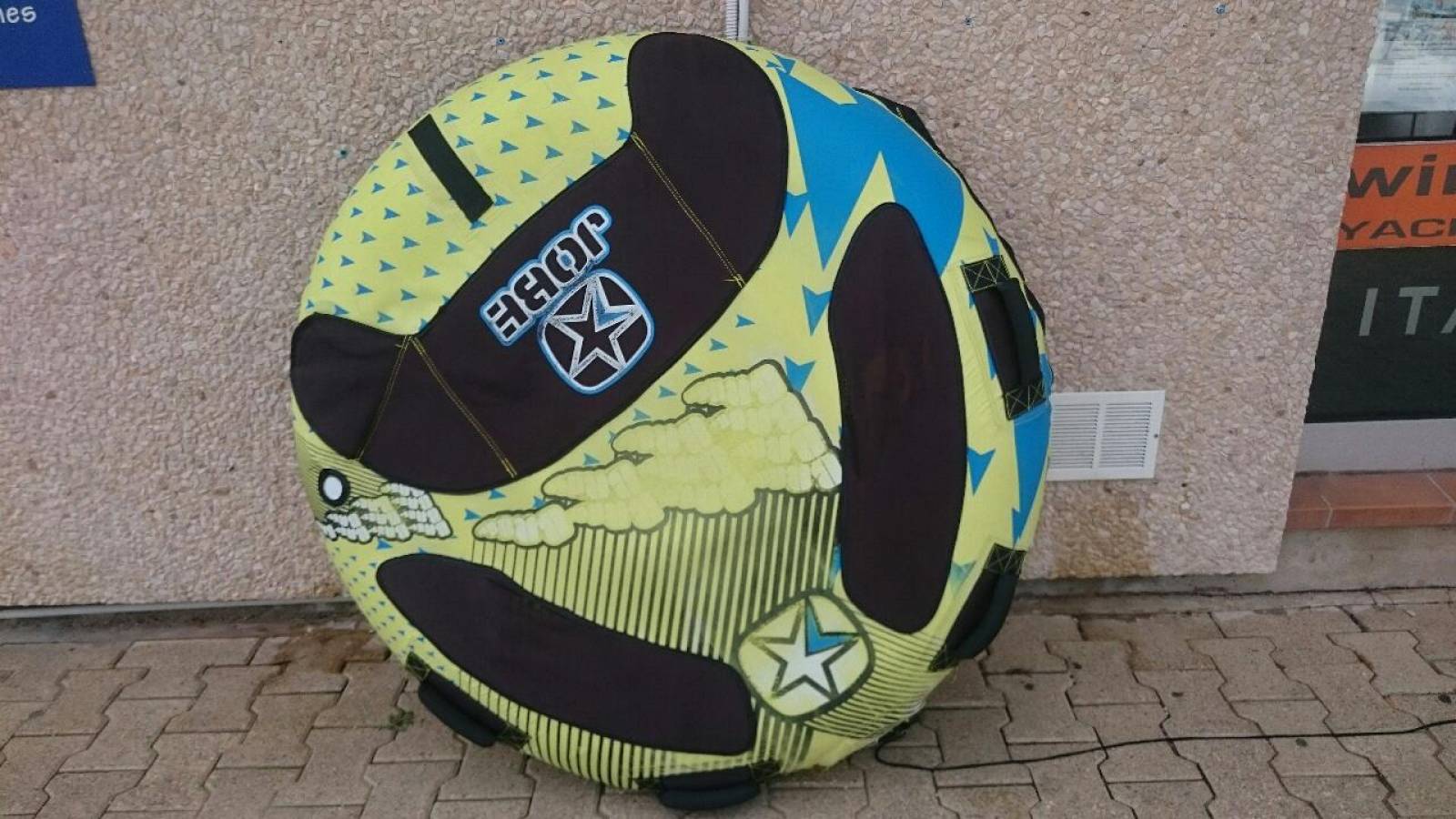 Location de bateau pas cher pour visiter Port-Cros Carqueiranne dans le Var