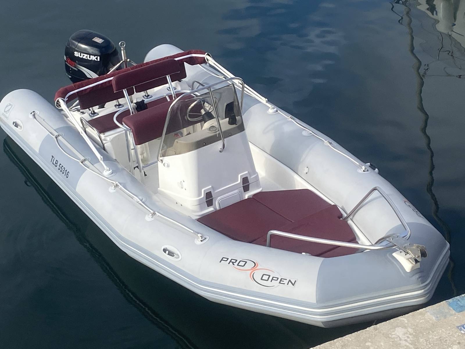 Vente de bateau semi rigide neuf pas cher Carqueiranne dans le Var